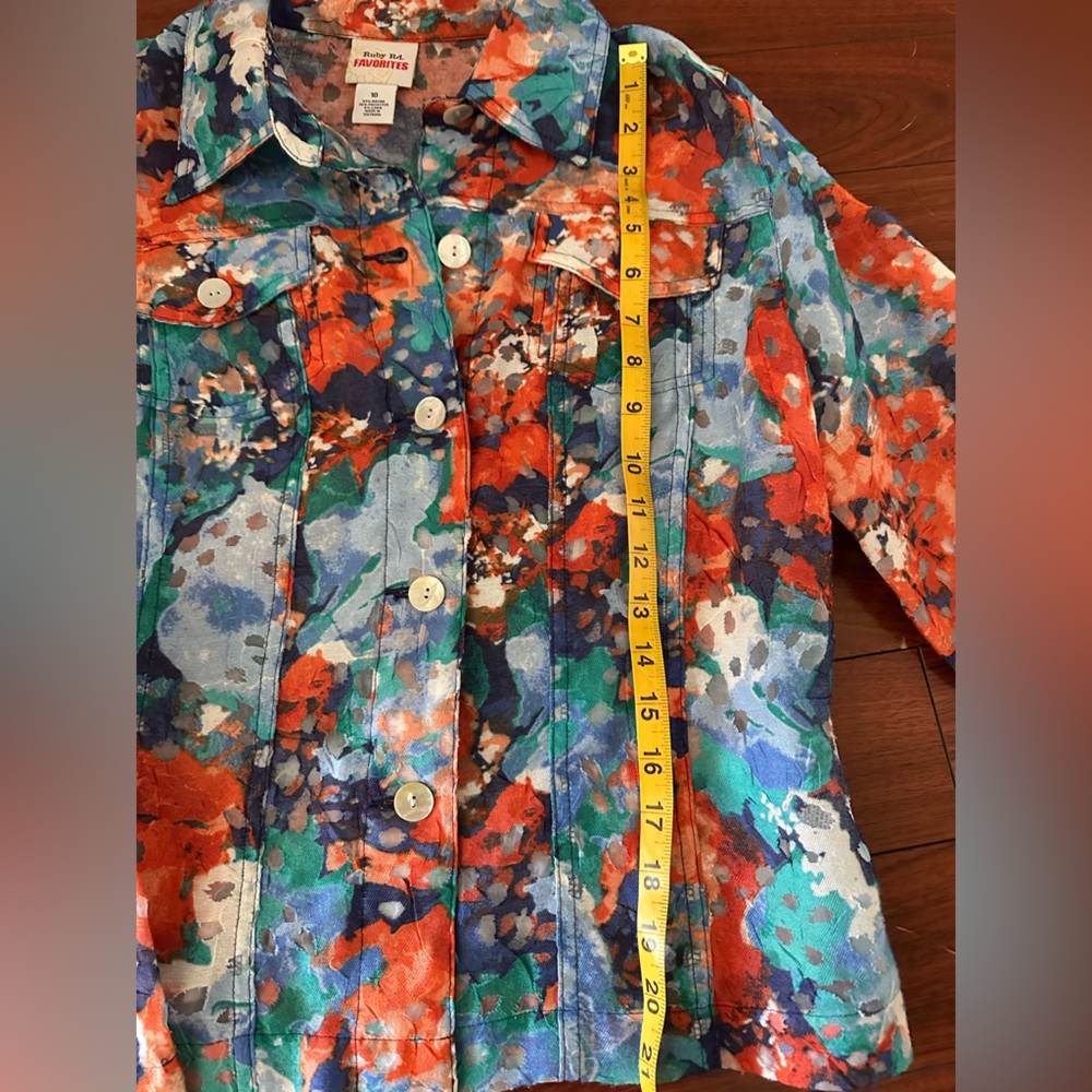 Ruby Rd. Multicolor Abstract Button-Up Blouse - Picture 5 of 7